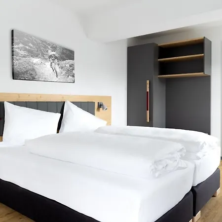 Hotel K1 3*